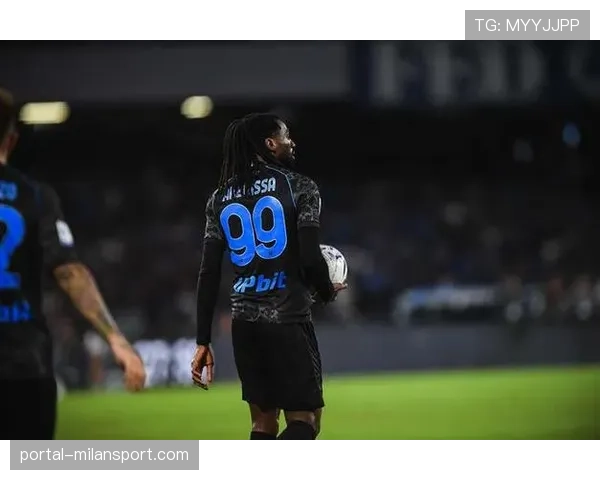 那不勒斯续约安古伊萨，年薪提升至400万欧元以巩固中场实力